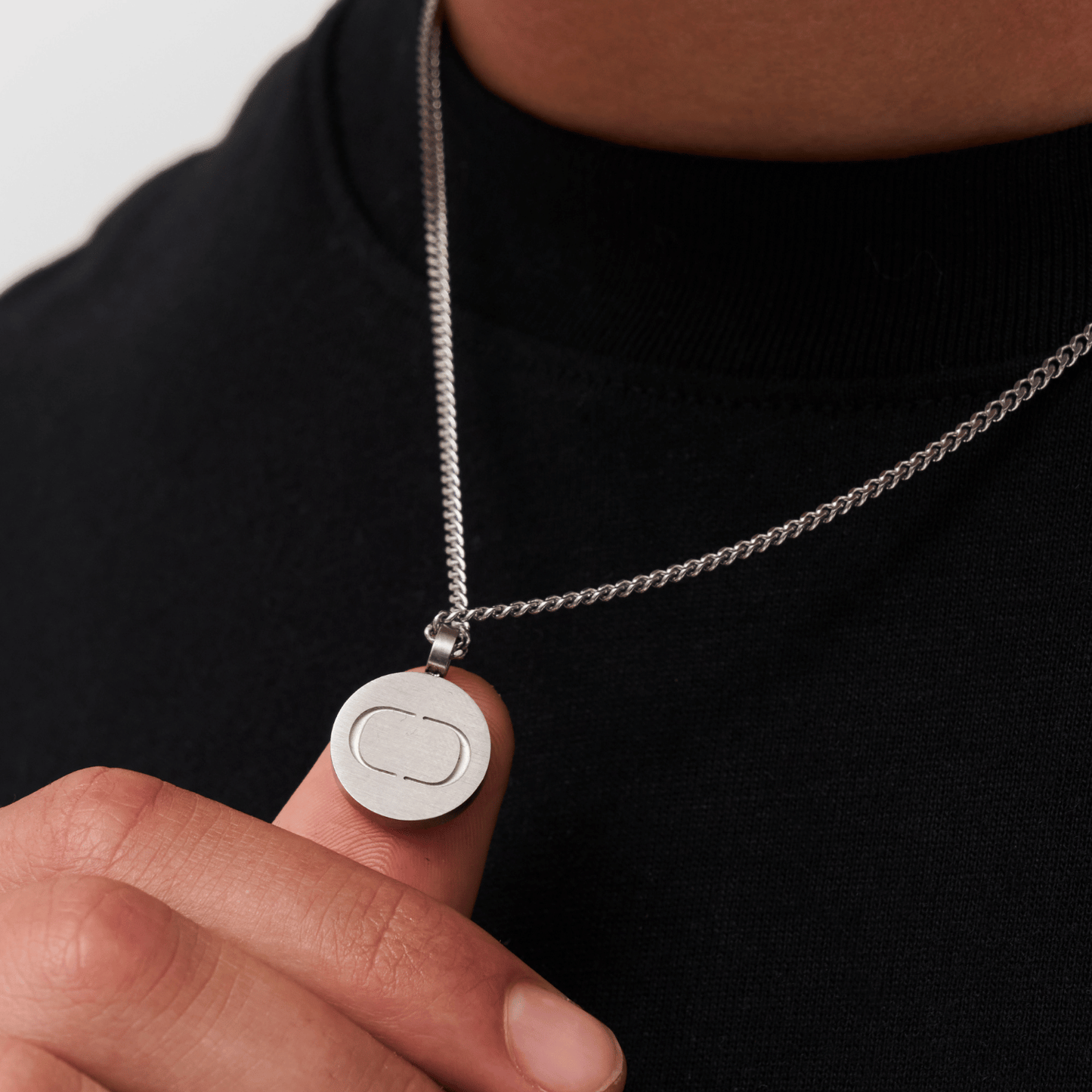 Round Totem Pendant (Silver)