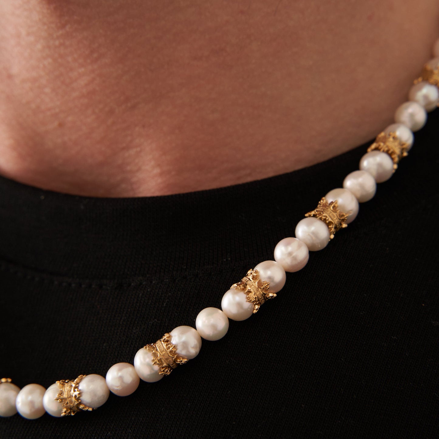 Crown Real Pearl Necklace (Gold)