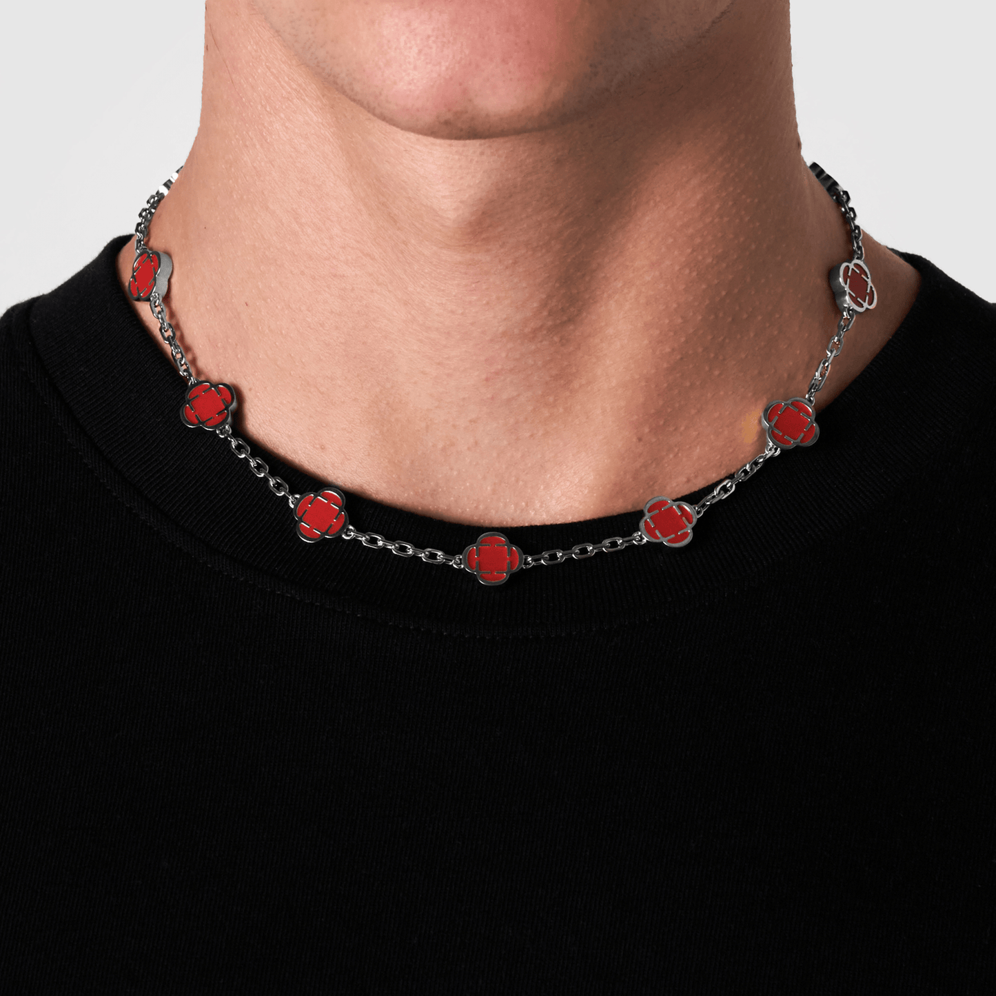 Light Red Clover Stone Necklace (Silver)